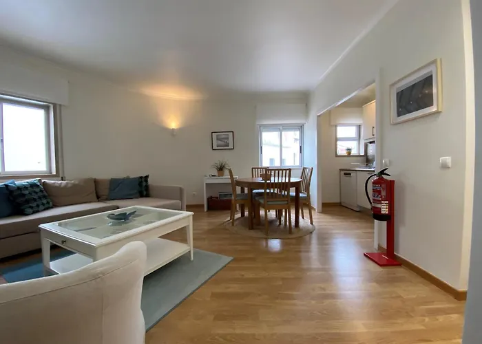 Rainha - Holiday Rental In Cascais Centre